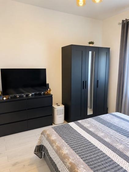 Apartament cu 3 camere decomandat, mobilat în Central
