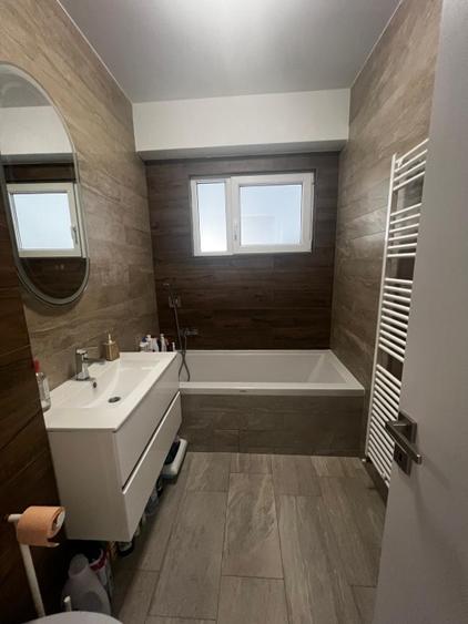 Apartament cu 3 camere decomandat în Brâncoveanu