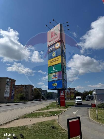Apartament cu 3 camere în Funcționarilor