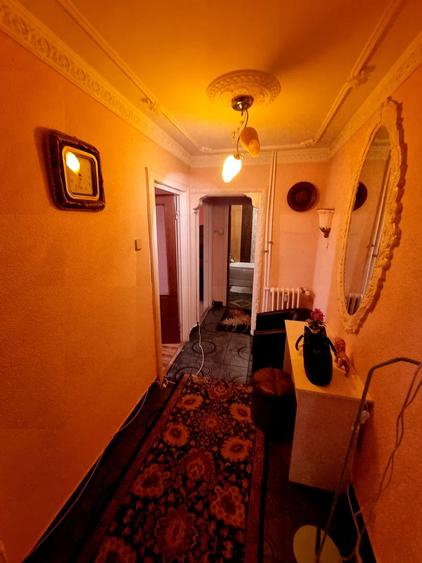 Apartament cu 3 camere decomandat, mobilat în Km 4-5