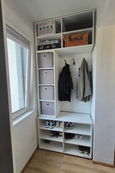 Apartament cu 3 camere decomandat în Florești