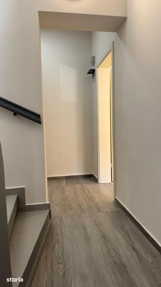 Casă cu 9 camere cu Teren 120 Mp în Cantemir