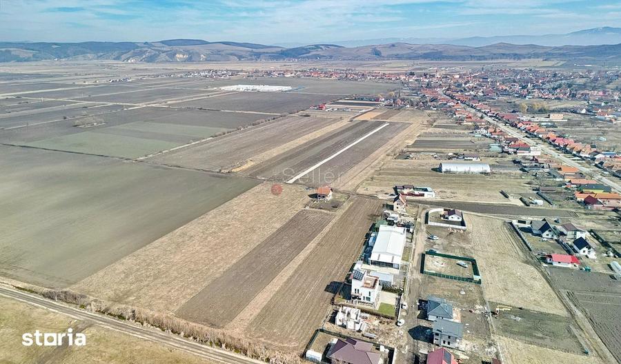 Teren de 14200 mp, în Bod