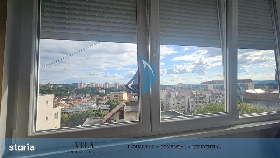 Apartament cu 3 camere decomandat în Semicentral