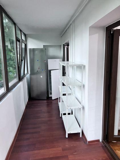 Apartament cu 2 camere decomandat în Nicolina
