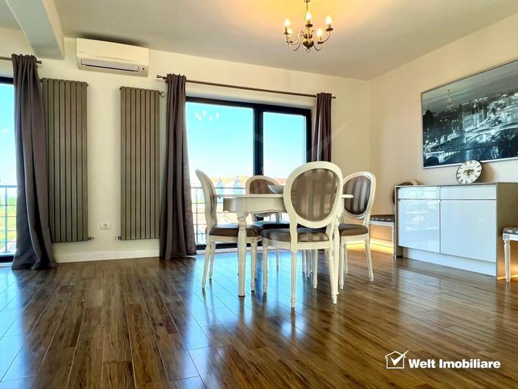 Apartament cu 5 camere decomandat, mobilat în Europa