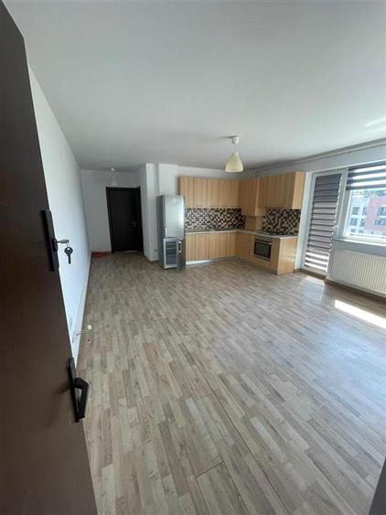 Apartament cu 2 camere decomandat în Pipera
