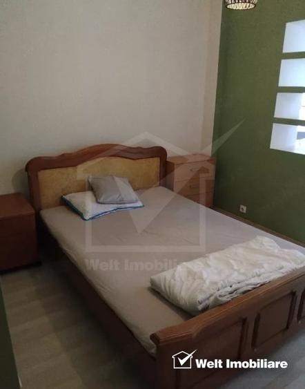 Apartament cu 3 camere decomandat în Plopilor