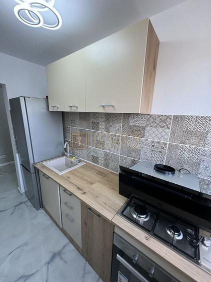Apartament cu 2 camere decomandat, mobilat în Complex Studențesc