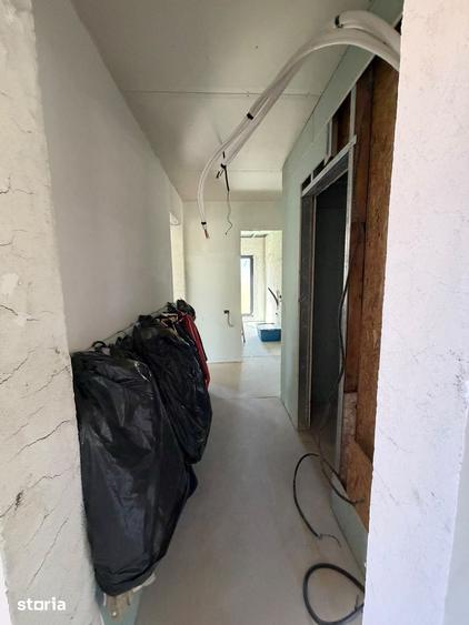 Casă cu 5 camere cu Teren 497 Mp în Central