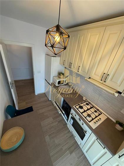 Apartament cu 2 camere decomandat, mobilat în Aradului