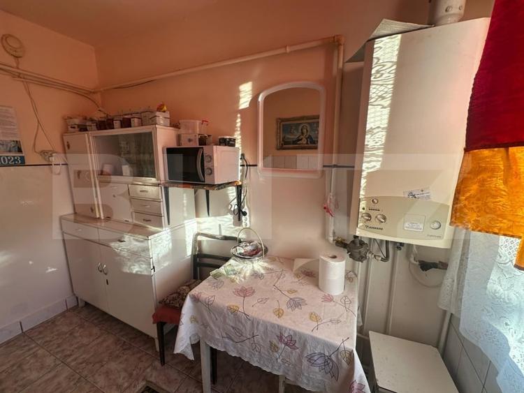 Apartament 2 camere, 48 mp, zona Micro 14 - 12