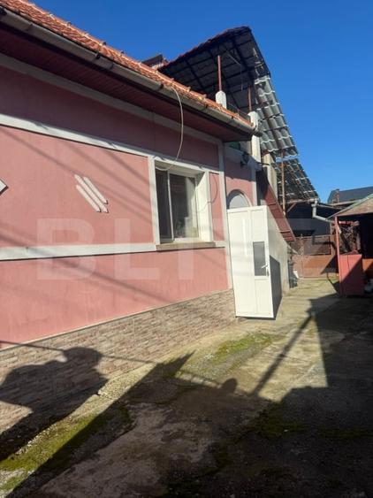 Casă individuală cu 3 camere cu Canalizare în Giroc