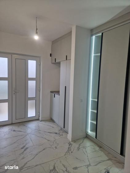 Casă cu 3 camere cu Teren 300 Mp în Cihei