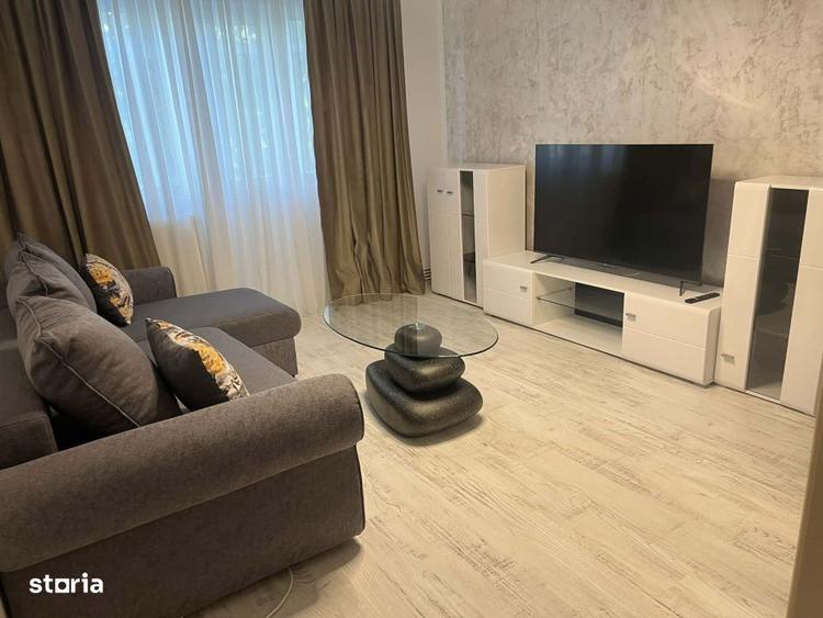 Apartament cu 2 camere semidecomandat în Calea București