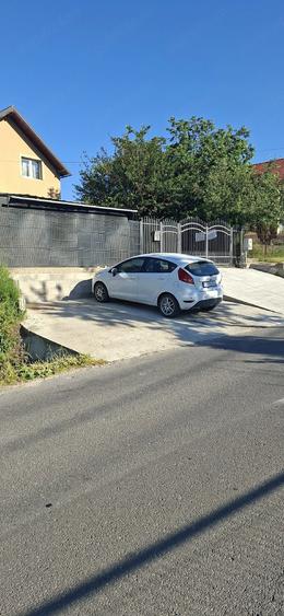 Casă cu Teren 500 Mp în Sălicea