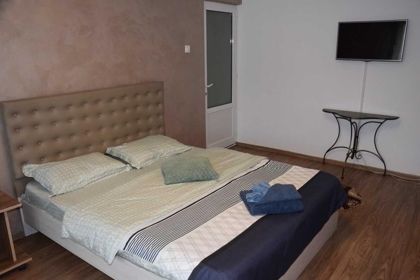 Casă cu 4 camere cu Teren 50 Mp în Central
