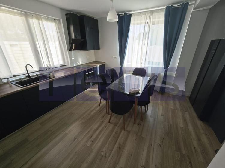 Duplex cu 5 camere cu Canalizare în Theodor Pallady