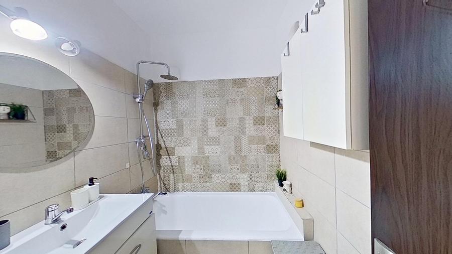 Apartament cu 2 camere decomandat, mobilat în 1 Mai