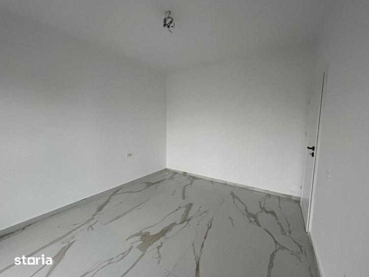 Apartament cu 3 camere decomandat în Șagului