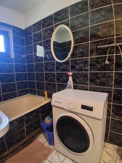 Inchiriez apartament, 2 camere, zona nord, total decomandat si utilat, centrala proprie, etaj 4, bloc cu acoperis. Nr. Telefon 0741470441 - 5
