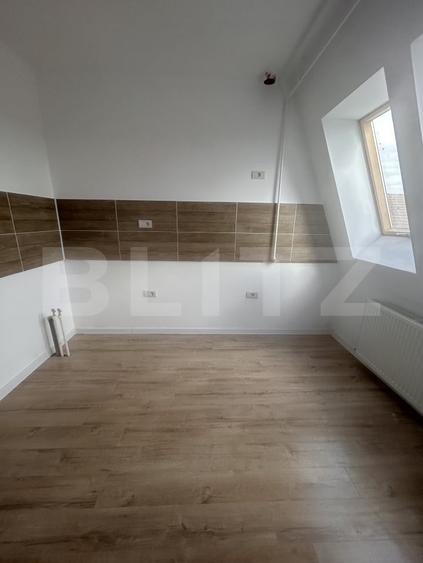 Apartament cu 3 camere decomandat în Aradului