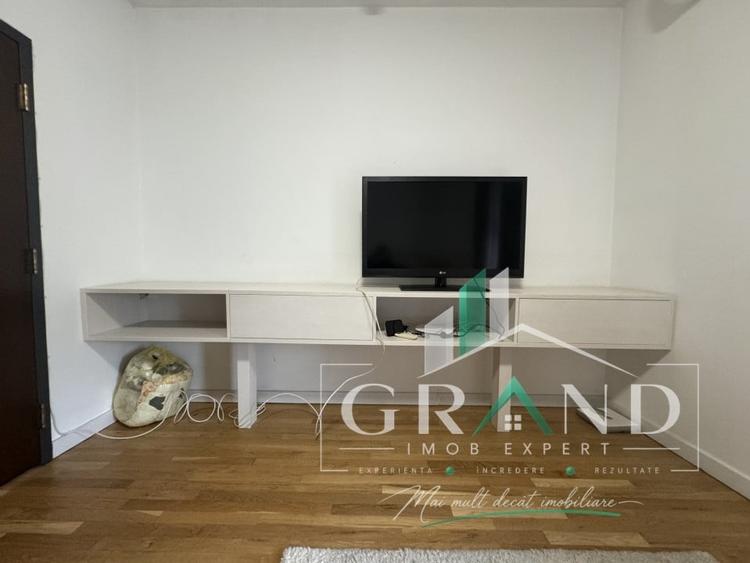 Apartament cu 2 camere semidecomandat, mobilat în Mărăști
