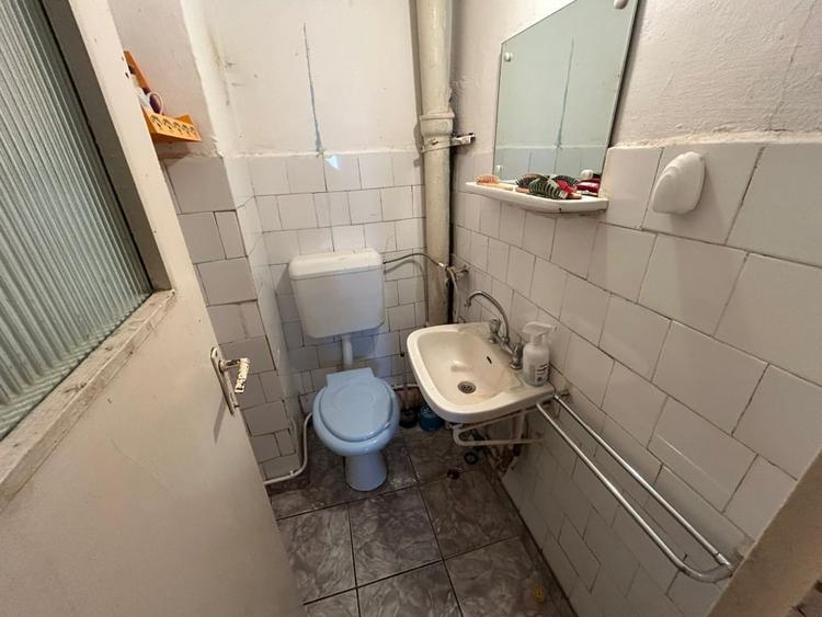 Apartament cu 4 camere decomandat, mobilat în Cetate