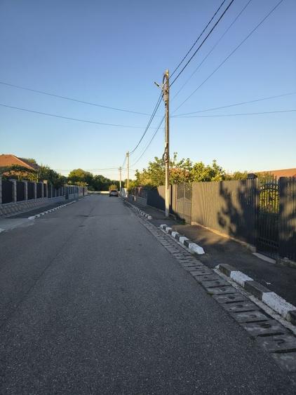 Casă cu 3 camere cu Teren 700 Mp în Copăcelu