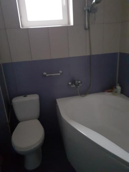 Casă individuală cu 7 camere cu Canalizare în Măgurele