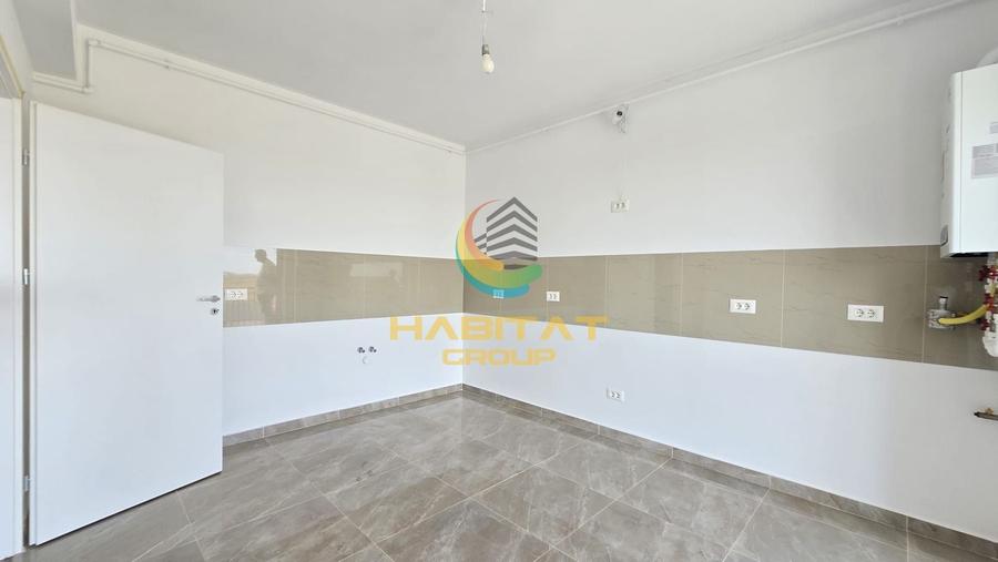 Apartament cu 3 camere semidecomandat în Metalurgiei