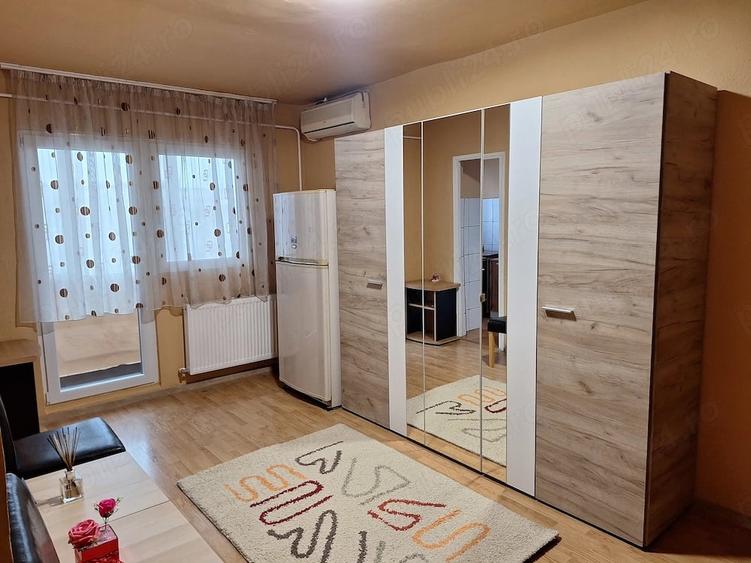 Garsonieră nedecomandată în Confecții
