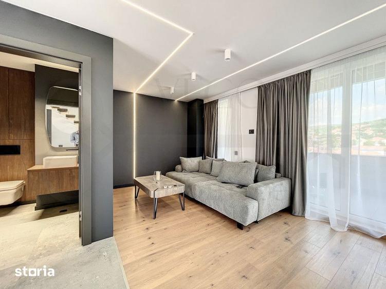 Apartament cu 3 camere semidecomandat, mobilat în Dâmbul Rotund