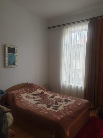 Casă cu 4 camere cu Canalizare în Peninsula