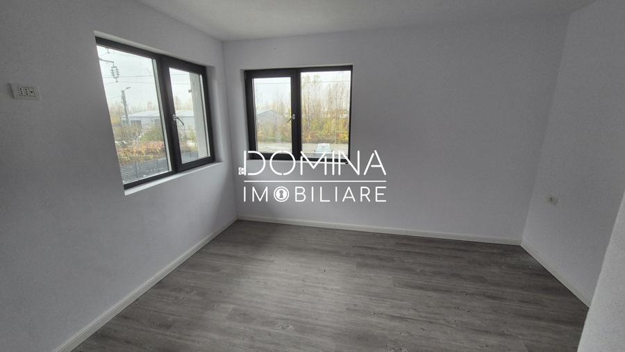 Casă individuală cu 4 camere cu Canalizare în Sud
