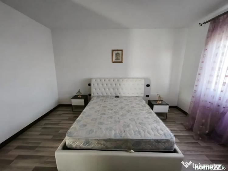 Casă cu 5 camere cu Teren 1792 Mp în Mitocu Dragomirnei