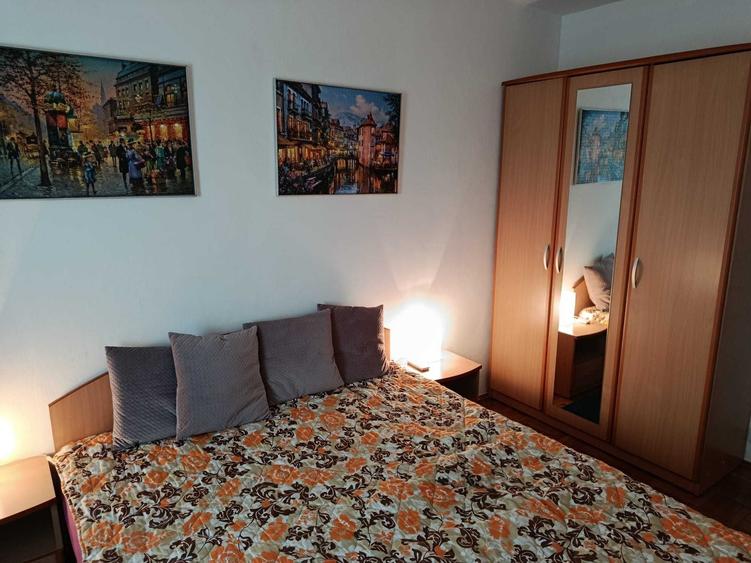Apartament cu 2 camere decomandat în Baba Novac