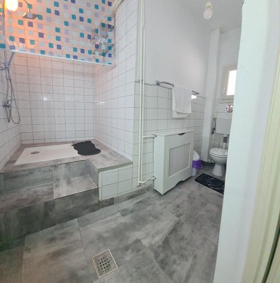 Apartament 2 camere la curte cu parcare interioara - 8