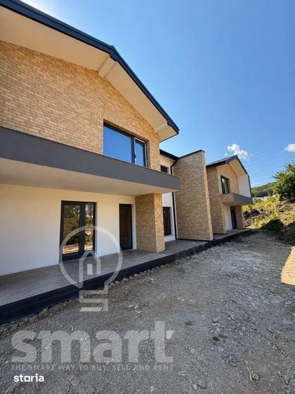 Duplex de vanzare 4 camere 142 mp utili 260 mp teren Manastur zona Cam - 2