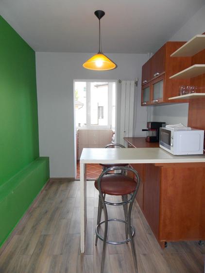 Apartament cu 2 camere decomandat în Decebal