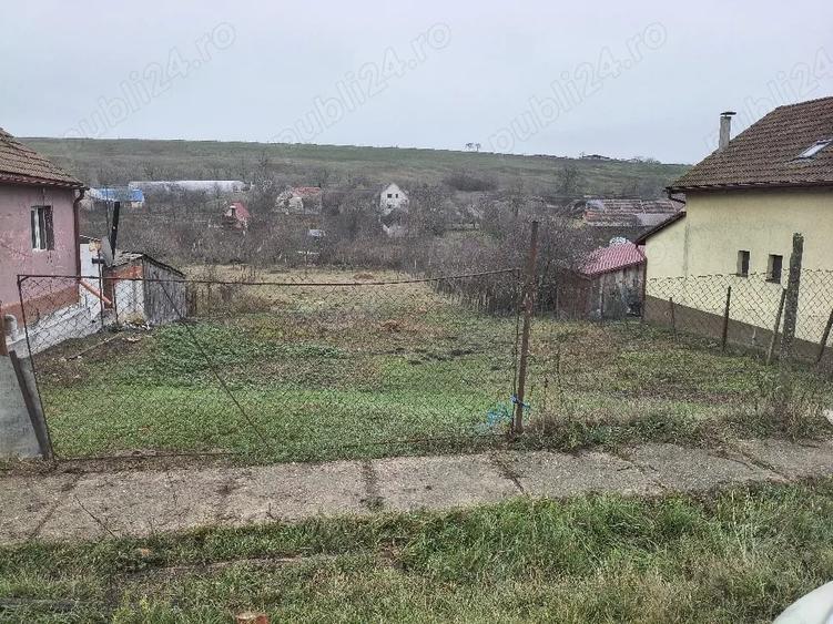 Teren de 1566 mp, în Murani