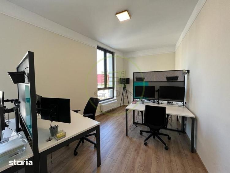 Spațiu comercial, de 211.47 mp, în Plopilor