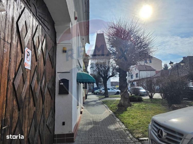 Casă cu 4 camere în Ultracentral