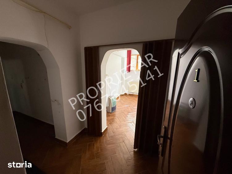 Apartament cu 3 camere în Tineretului