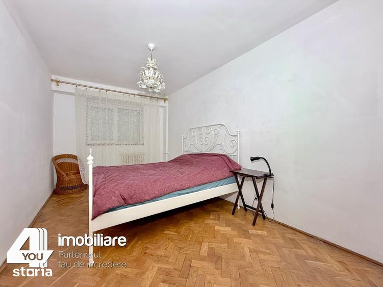 Apartament cu 3 camere decomandat în Polivalentă