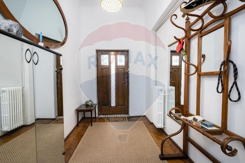 Apartament cu 3 camere circular, mobilat în Calea Plevnei