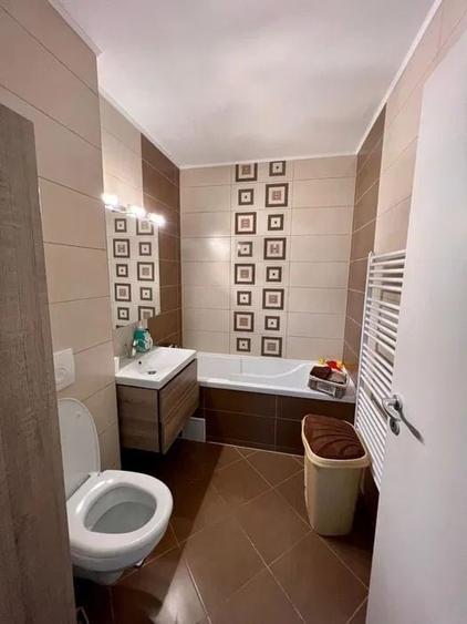 Apartament cu 3 camere decomandat, mobilat în Nord-Vest