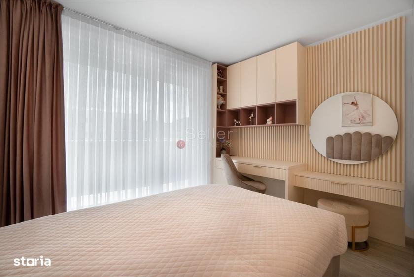 Apartament cu 4 camere decomandat în Astra