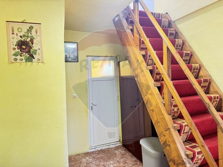 Casă cu 3 camere cu Teren 356 Mp în Nord