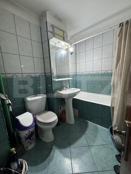 Apartament decomandat, 4 camere 85 mp, zona Rovine - 6